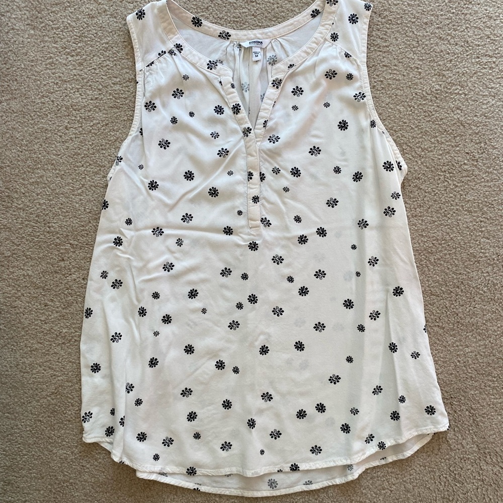 Sleeveless Sonoma Womens Top